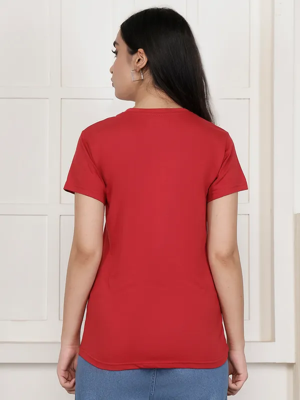 Red_Cotton_Regular_Fit_Graphic_T-Shirt_For_Women