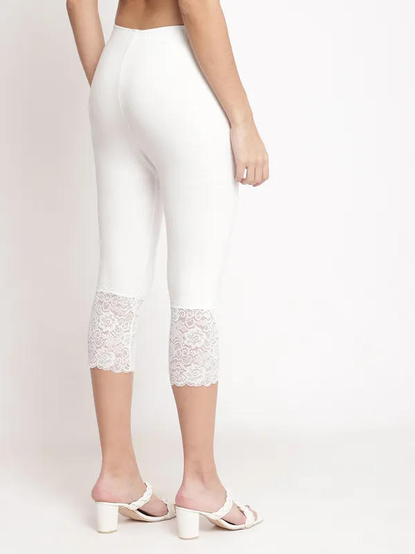 White_Super_Lycra_Lace_Trim_Ankle_Leggings_For_Women