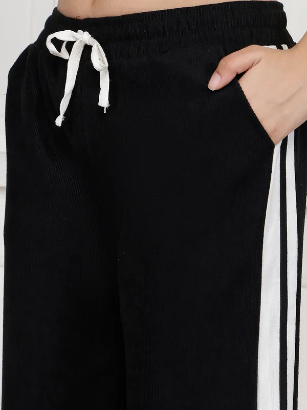 Black_Corduroy_Wide_Leg_Pants_For_Women