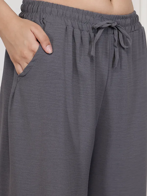 Grey_Chiffon_Wide_Leg_Palazzo_Pants_For_Women
