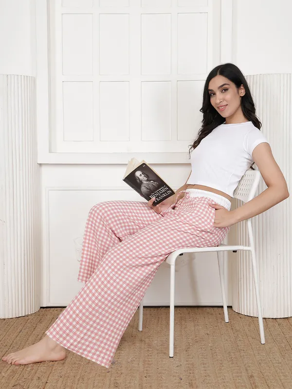 Pink_Crush_Checkered_Wide_Leg_Pyjama_Pants_For_Women