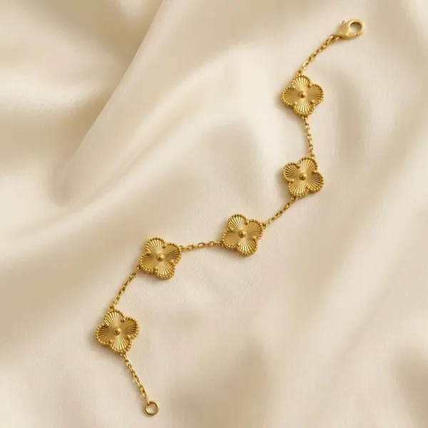 Golden_Clover_Bracelet
