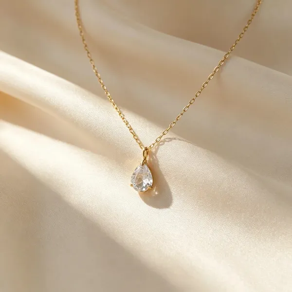 Crystal_Teardrop_Neckchain