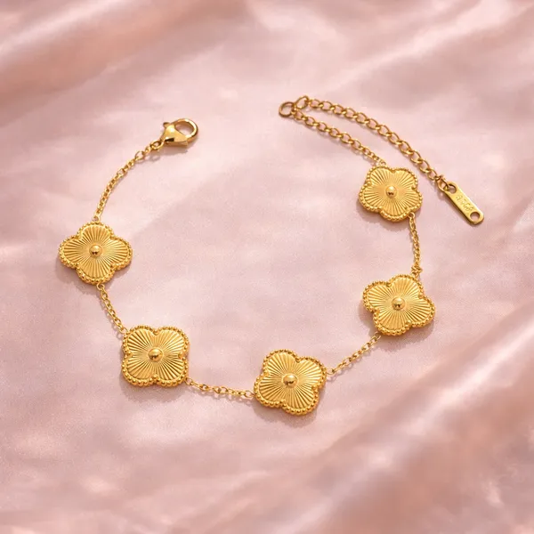 Golden_Clover_Bracelet