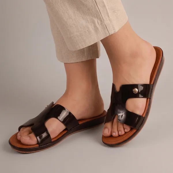 Freyah_Slip_On_Slides_-_Black