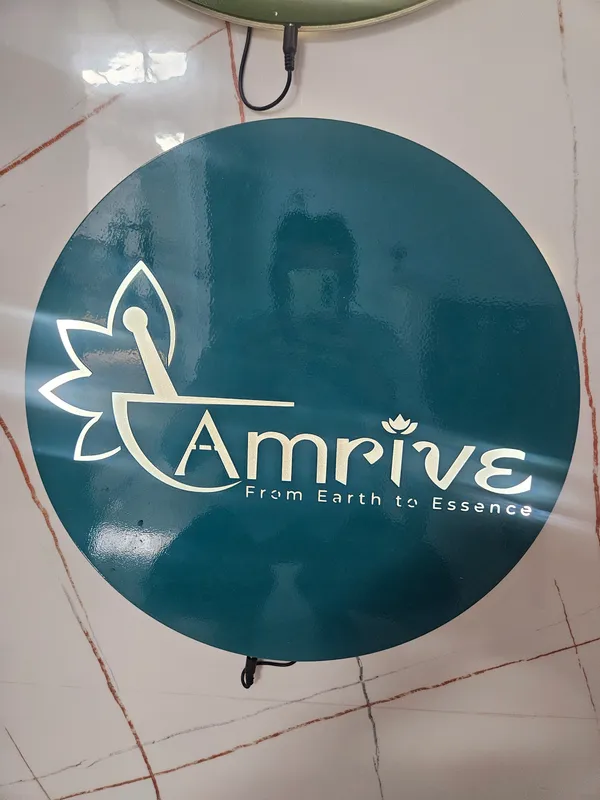 Amrive_Round_Wall_Sign
