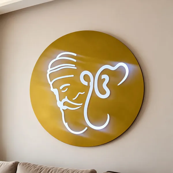 Metal_Decorative_Face_Design_Round_LED_Wall_Light