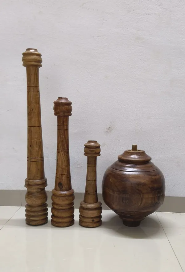 Wooden_Traditional_Decorative_Showpiece_Set