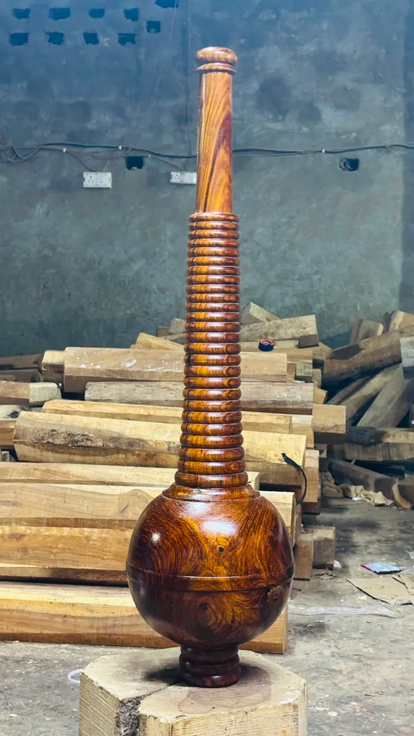 Wooden_Traditional_Natural_Grain_Decorative_Vase