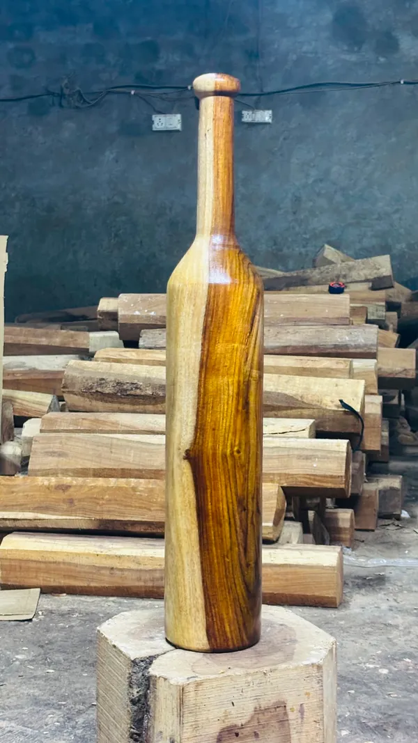 Brown_Wooden_Cricket_Bat