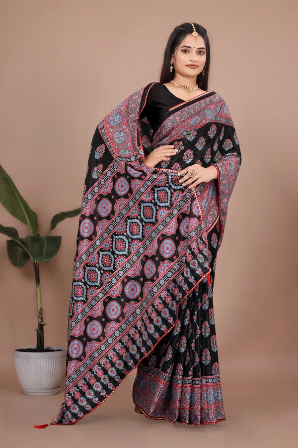 Black_Printed_Saree_For_Women