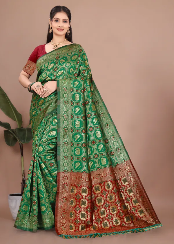 Green_Woven_Traditional_Saree_For_Women