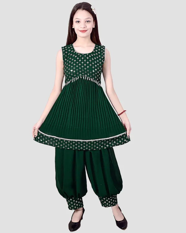Green_Printed_Anarkali_Kurta_Set_For_Girls