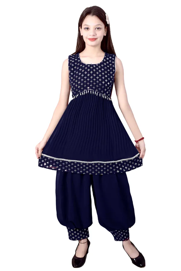 Navy_Blue_Sleeveless_Kurta_Salwar_Set_For_Girls