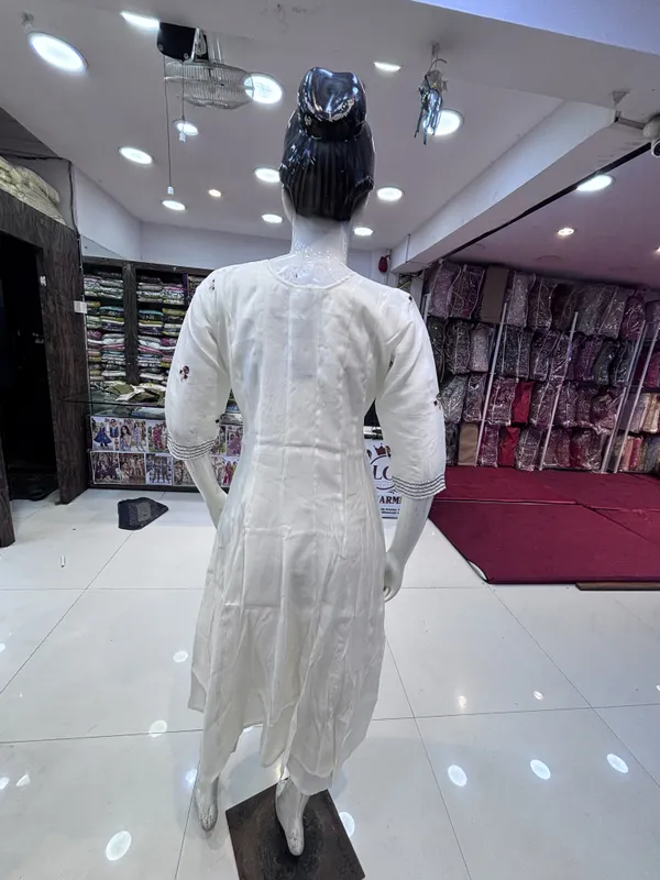 White_Mul_Chanderi_Straight_Embroidered_Kurta_Set_For_Women