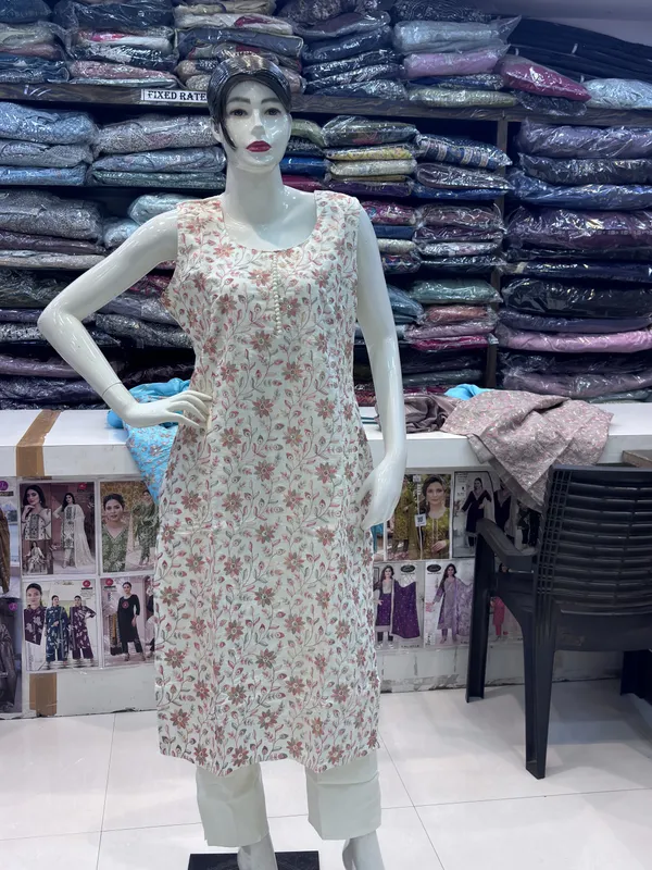 White_Chanderi_Sleeveless_Floral_Print_Kurta_Pant_Set_For_Women