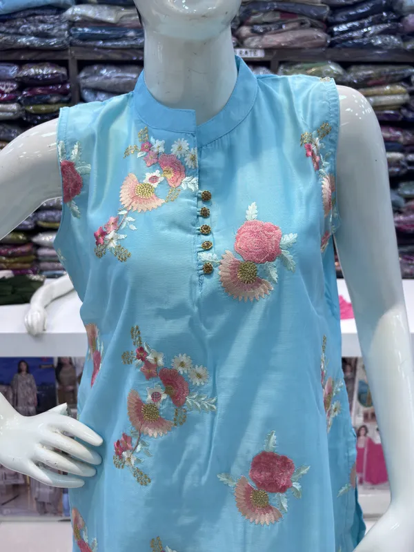Blue_Chanderi_Sleeveless_Floral_Print_Kurta_Set_For_Women