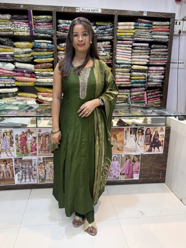 Green_Vichitra_Silk_Embroidered_Anarkali_Suit_Set_For_Women