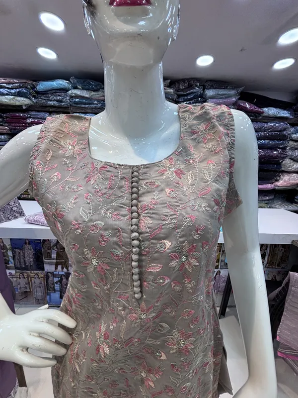 Grey_Chanderi_Straight_Printed_Kurta_Set_For_Women