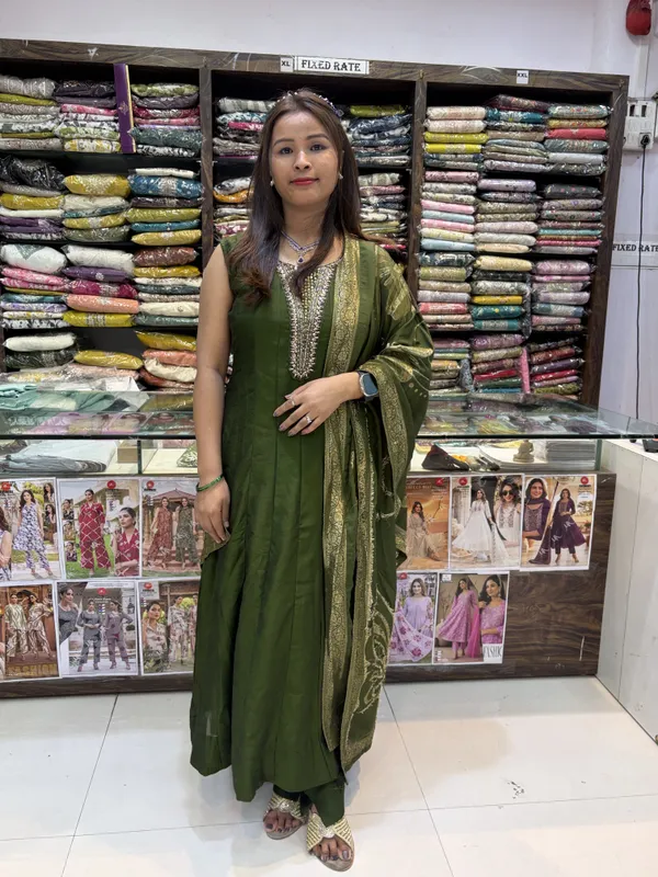 Green_Vichitra_Silk_Embroidered_Anarkali_Suit_Set_For_Women