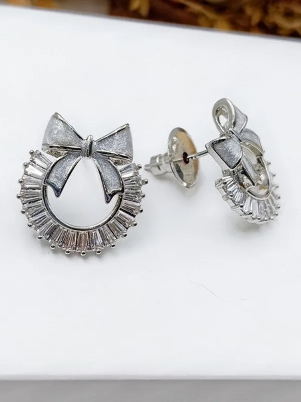 City_Girl_Cz_Stone_Stainless_Steel_Anti_Tarnish_Western_Earring_Silver_Twirl_Design_Silver