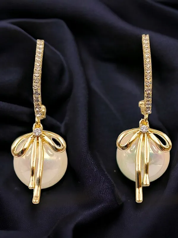 City_Girl_Cz_Stone_Stainless_Steel_Anti_Tarnish_Western_Earring_Golden_Charm_Design_Gold