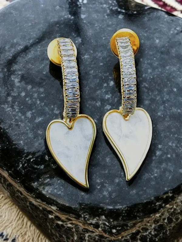 City_Girl_Cz_Stone_Mother_Of_Pearl_Stainless_Steel_Anti_Tarnish_Western_Earring_Halo_Design_Silver