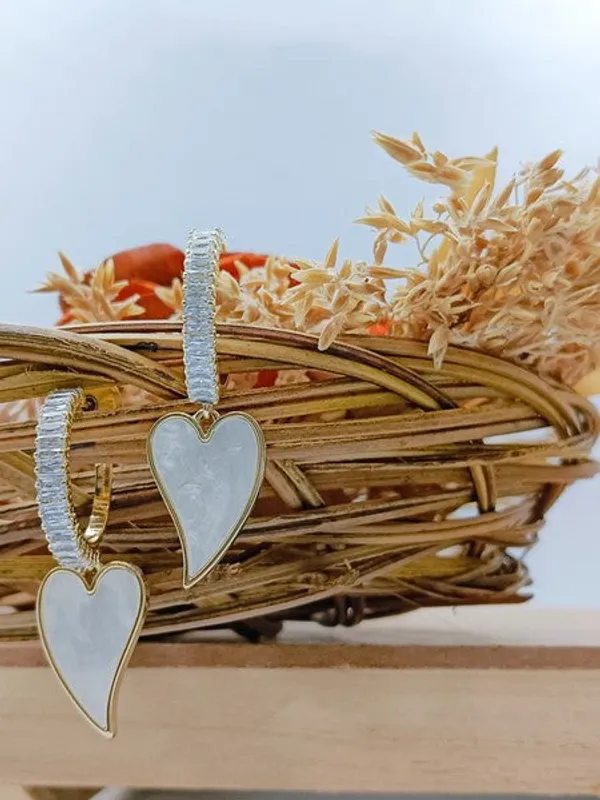 City_Girl_Cz_Stone_Mother_Of_Pearl_Stainless_Steel_Anti_Tarnish_Western_Earring_Halo_Design_Silver