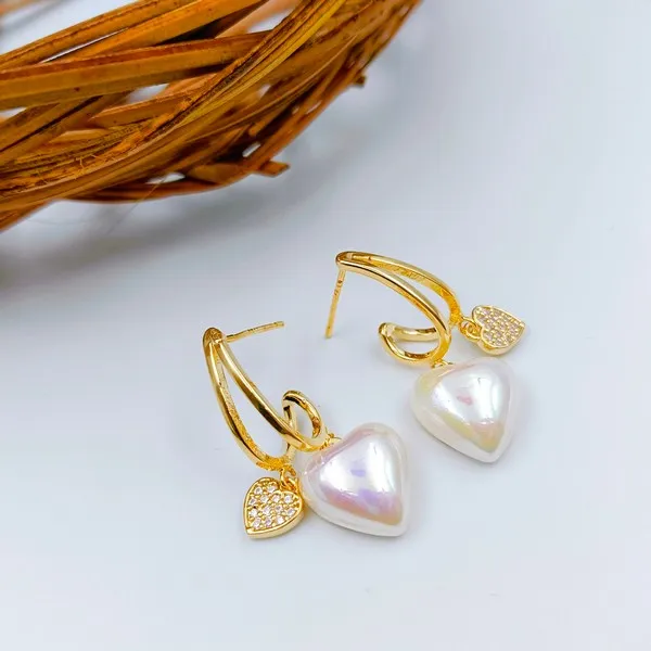 City_Girl_Cz_Stone_Mother_Of_Pearl_Stainless_Steel_Anti_Tarnish_Western_Earring_Gold