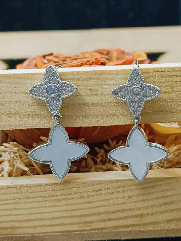 City_Girl_Cz_Stone_Stainless_Steel_Anti_Tarnish_Western_Earring_White