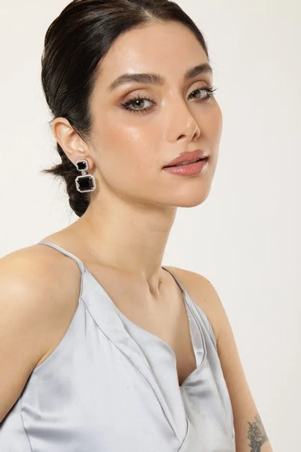 American_Diamond_Rhodium_Plated_Premium_Cz_Classic_Stud_Earrings_Signature_Edition_Black