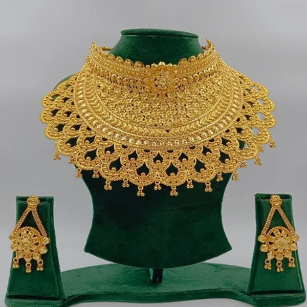 City_Girl_Brass_Gold_Plated_Gold_Jewellery_Set_Pack_Of_1_Red_Bridal_Glow
