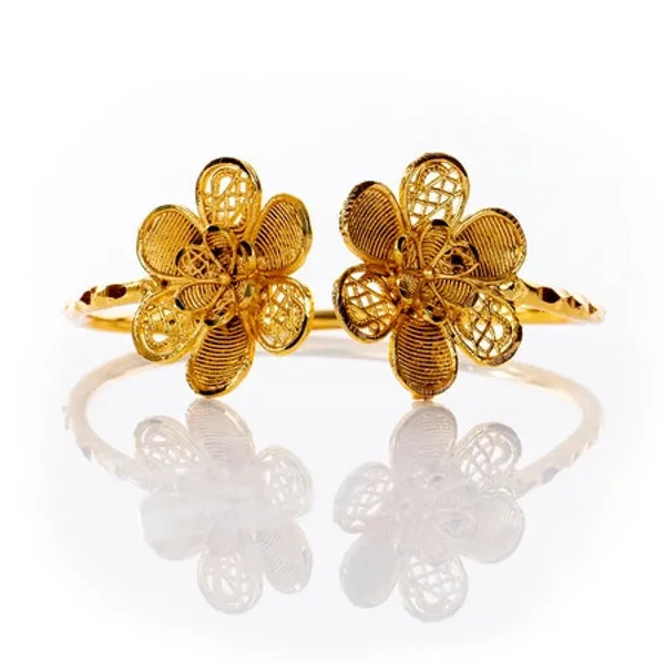 City_Girl_Brass_Gold_Plated_Floral_Cutwork_Bracelet