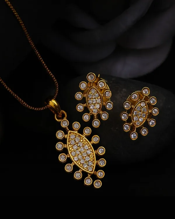 City_Girl_Cubic_Zirconia_24ct_Gold_Plated_Copper_Minimalist_Pendant_Set_With_Mathcing_Earrings_For_Women_And_Girls_Ad_Lk_Set_003