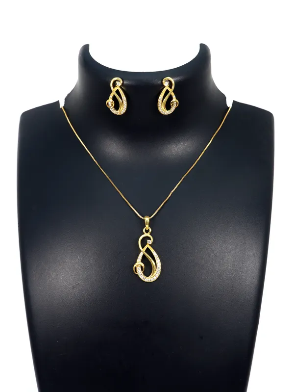 City_Girl_Cubic_Zirconia_24ct_Gold_Plated_Copper_Minimalist_Musical_Note_Pendant_Set_With_Mathcing_Earrings_For_Women_And_Girls_Ad_Lk_Set_004