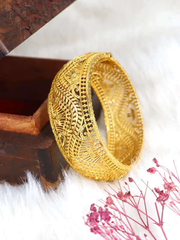City_Girl_Traditional_Handcrafted_Anti_Tarnish_24ct_Gold_Plated_Copper_Bangle_Kada_With_Screw_For_Women_And_Girls_1_Pcs_Ch_003