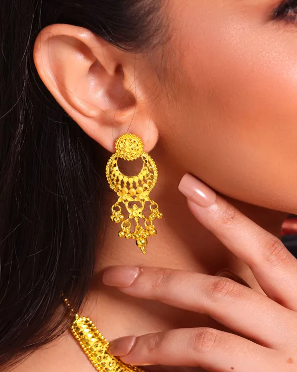 Ctiy_Girl_Jewellery_24k_Gold_Plated_Traditional_Chand_Bali_Necklace_Set_With_Earrings_Gold