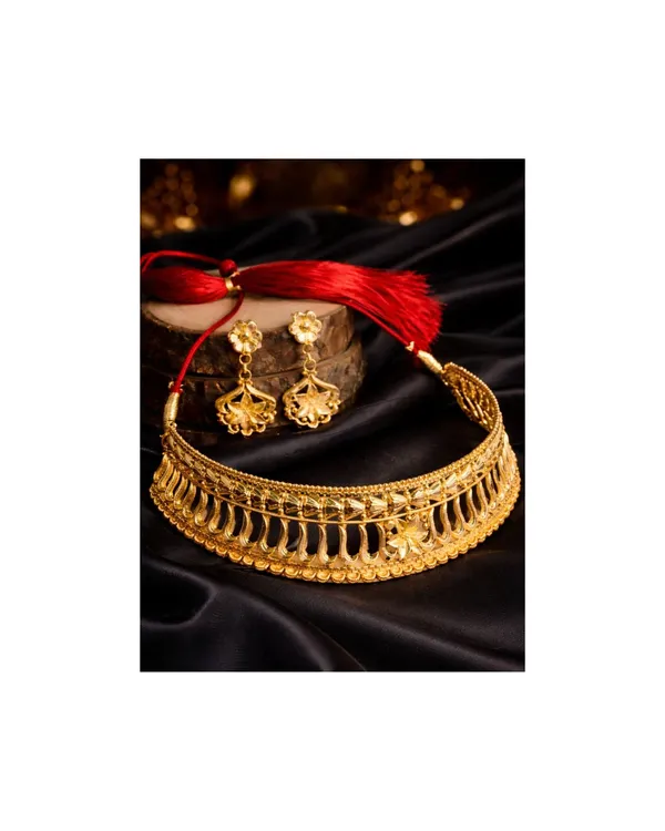 Traditional_Ethnic_Party_Wear_Gold