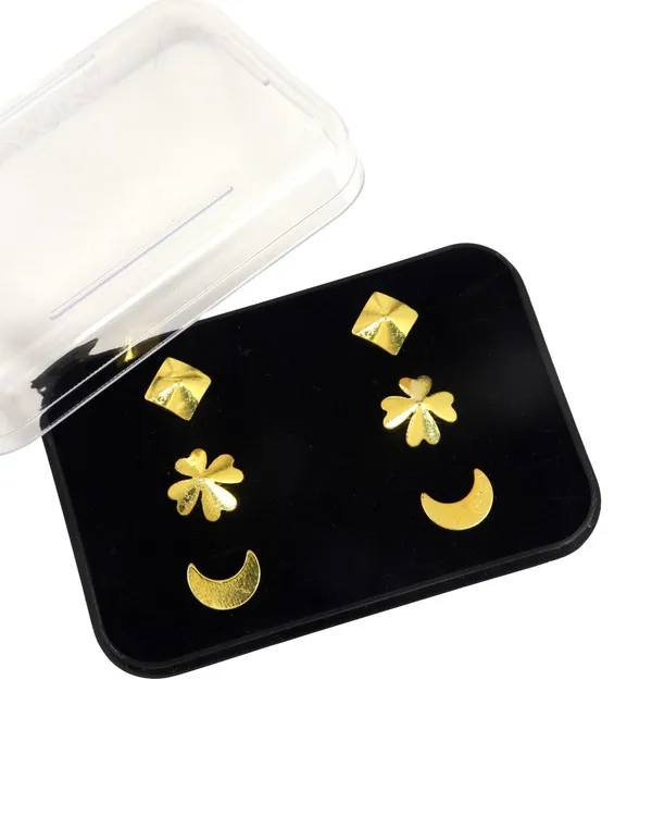 Gold_Plated_Designer_Stud_Earrings_Gold