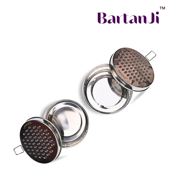 Vegetable_Grater_With_Storage_Container