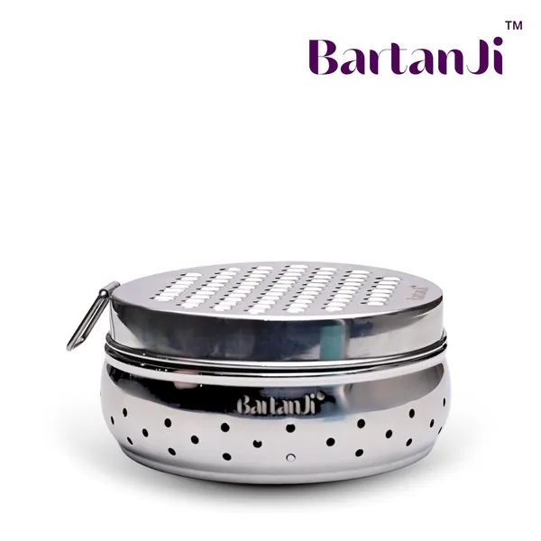 Vegetable_Grater_With_Storage_Container