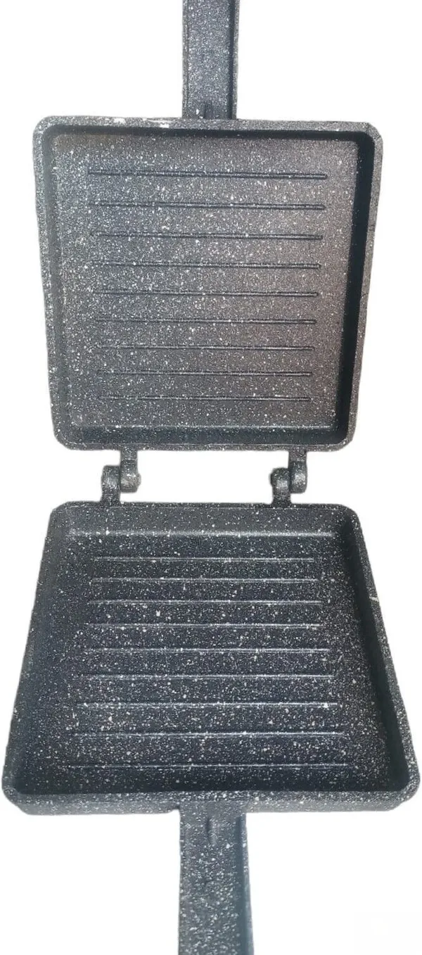 BartanJi_Non_Stick_Coated_Sandwich_Toaster_for_Big_Size_Jumbo_Bread_for_Kitchen_Grill_Sandwich_Maker_(Black)