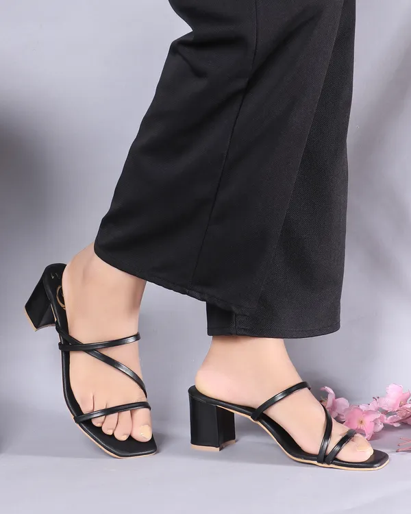 Black_Strappy_Block_Heel_Sandals_for_Women