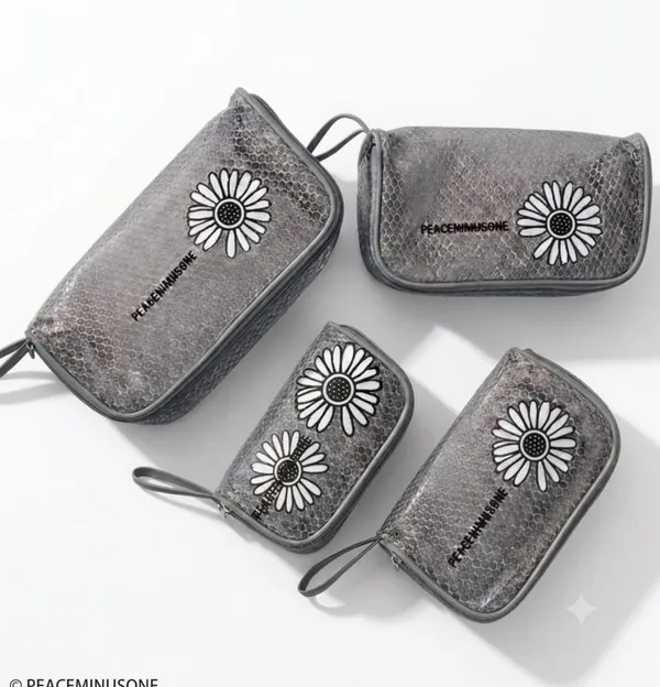 Set_of_4_Other_Prints_Compact_Pouch_Travel_Accessory