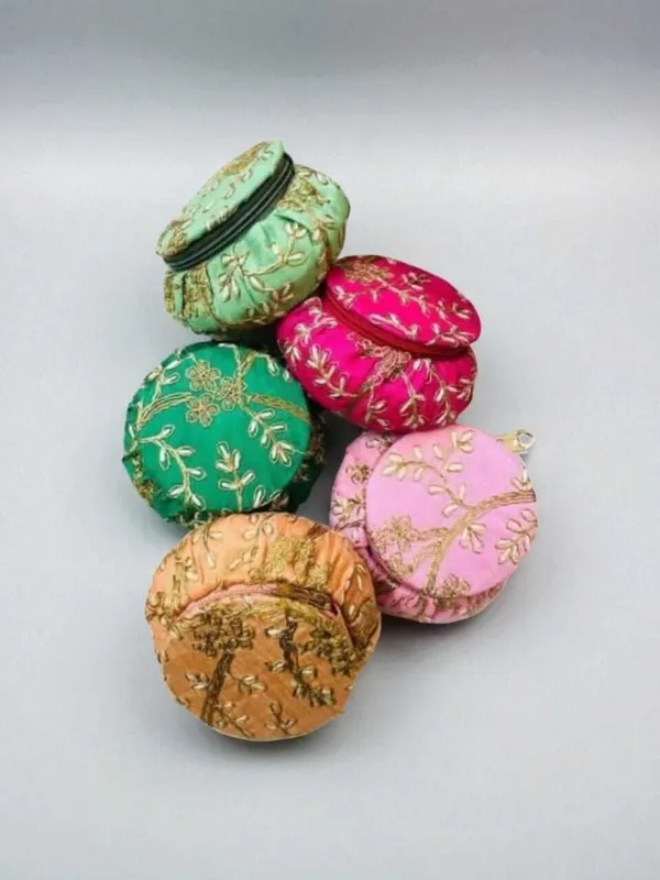 kujra_Embroidery_matki_shape_Bangle_Box_Jewellery_Organiser_Potli_()