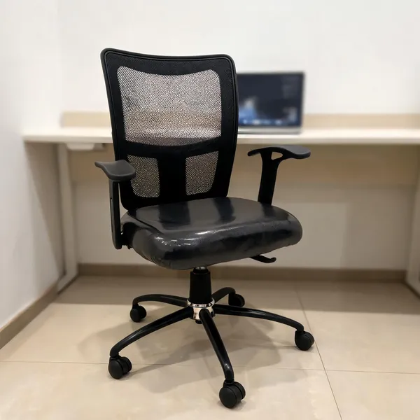 Brio_Mb_Chaitrs_Office_Chair