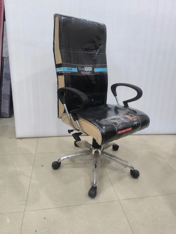 Square_Chorom_Office_Chair