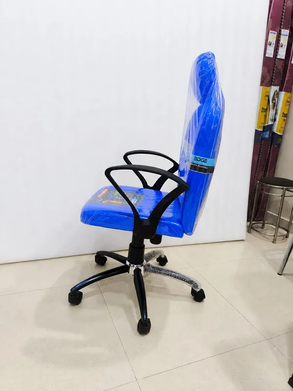 Nova_Blue_Office_Chair