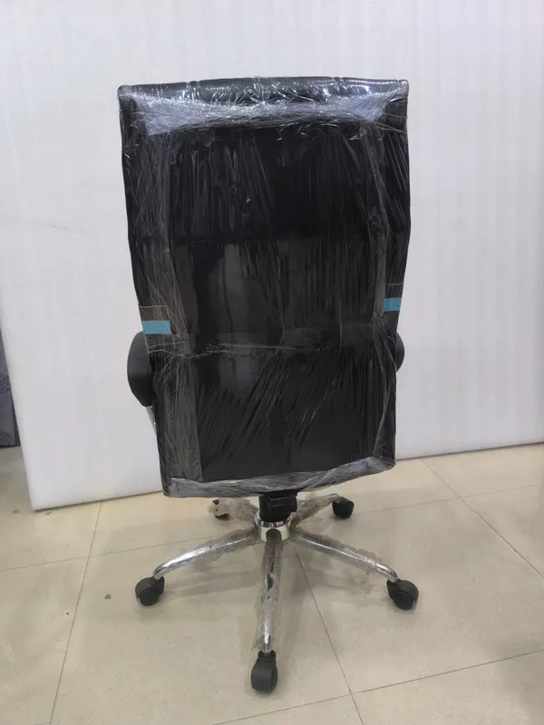 Square_Chorom_Office_Chair