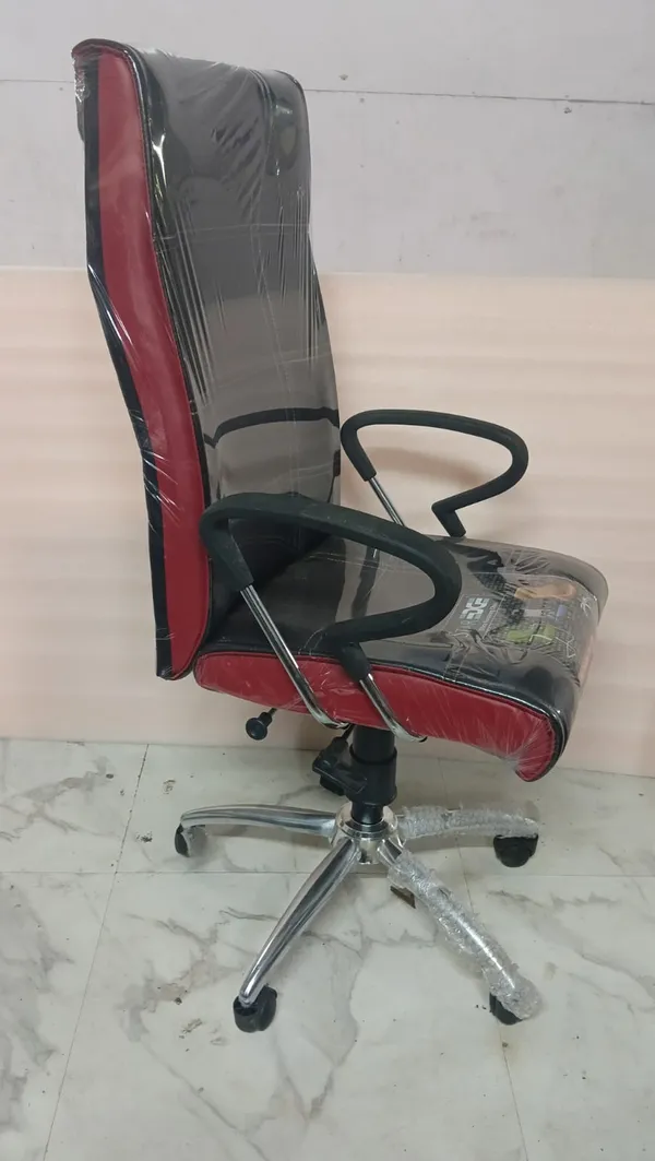 Square_Chorom_Office_Chair